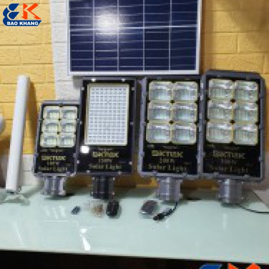 BỘ ĐÈN CHIẾU SÁNG NLMT 100W.120W.150W.200W.