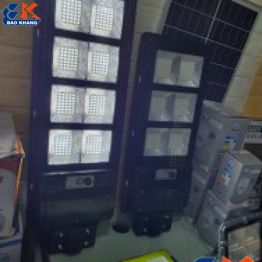 ĐÈN NLMT LIỀN THỂ 120W.150W 180W HÀNG CỰC HOT CHIÊU SÁNG NÔNG THÔN,ĐƯỜNG,TRƯỜNG TRẠM,SÂN NHÀ
